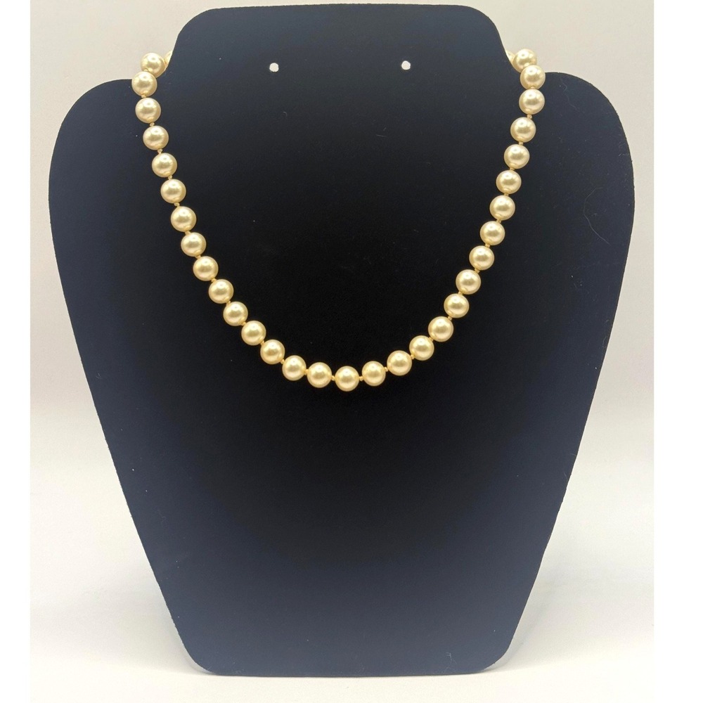 Vintage Faux Pearl Beaded Necklace – Classic Single Strand Costume Jewelry